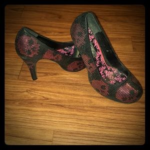 Sequin skull heels